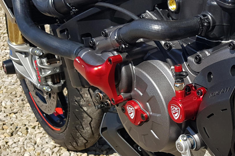 Protezione pompa acqua Ducati